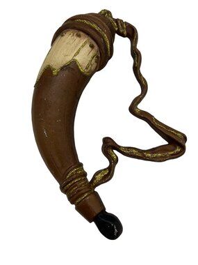 Vintage Sexton USA Cast Metal Powder Horn Wall Hanging Plaque Decor 1960s 9x6